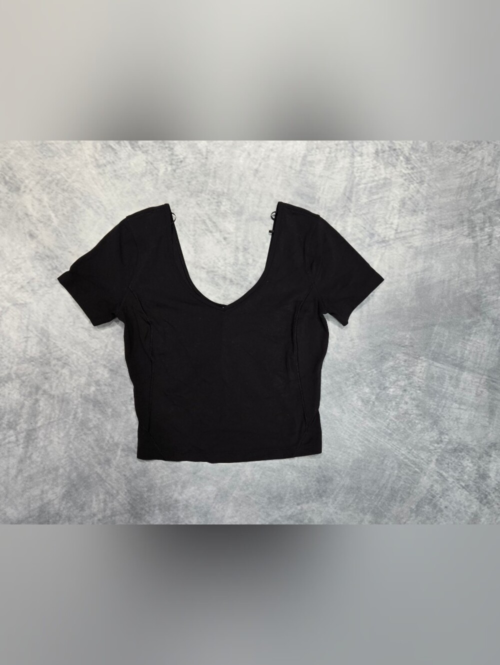 Lululemon Align T-shirt featuring short sleeves and a scoop neckline